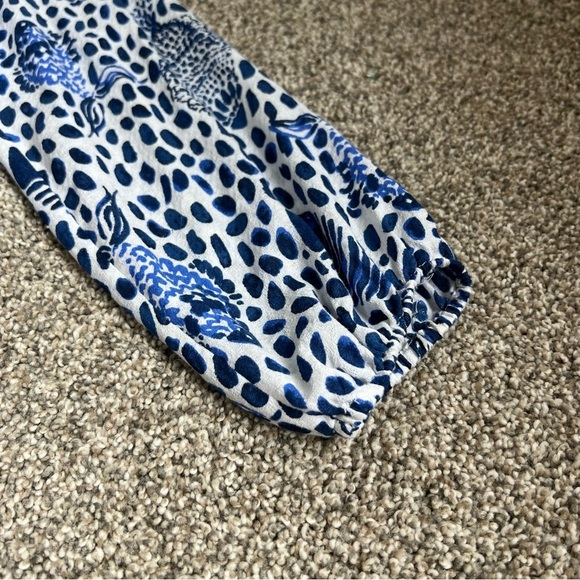 Lilly Pulitzer Elsa Button Down Flowy Blouse Blue White Fish Print, Size Small - Picture 6 of 10